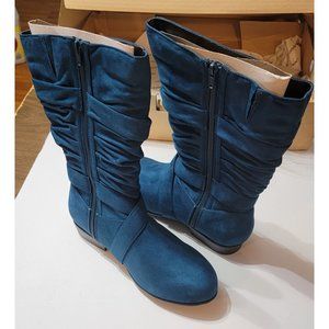 New in Box Comfortview 7.5W Mid-Calf Teal Suede Boots